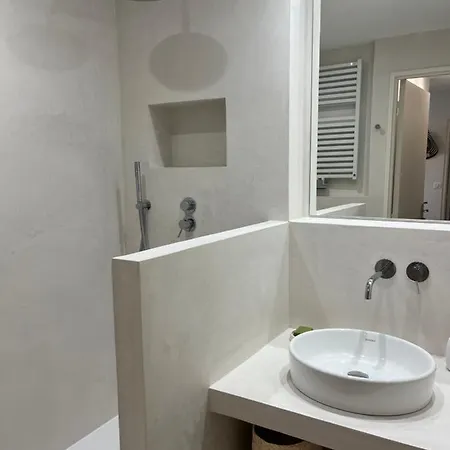 Le Refuge Presidentiel : Charme Et Commodites Apartamento