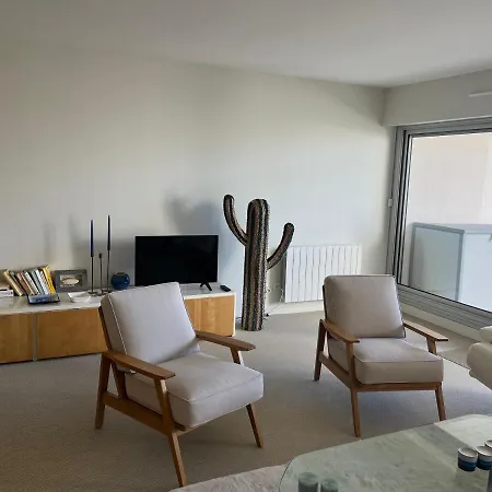 Le Refuge Presidentiel : Charme Et Commodites Apartamento